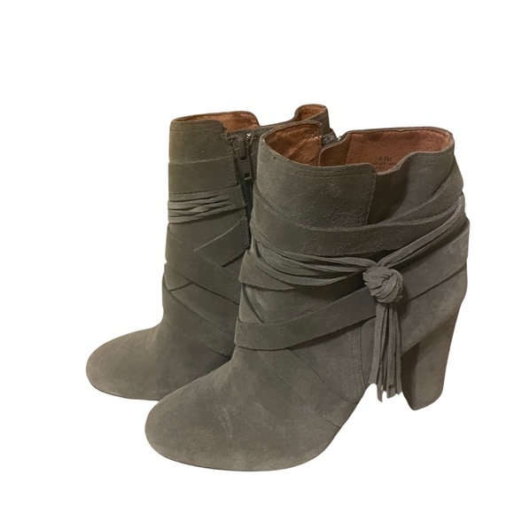Gianni Bini Shoes - Gianni Bini Grey Suede Tassle Heeled Boots GUC 9.5